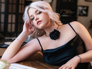 BrunnyStorm's Live Nude Chat