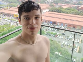 LinoRain's Live Nude Chat