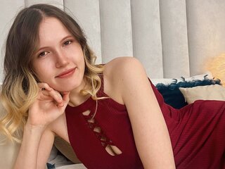 NellieMoore's Live Nude Chat