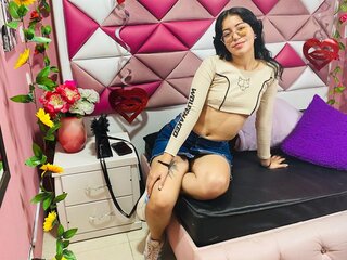 AdarhaToms's Live Nude Chat