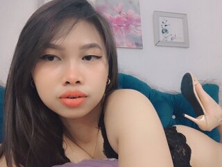 AickaChan's Live Nude Chat
