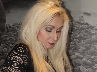 AlenaKitty's Live Nude Chat