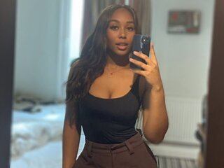 AlynaRoss's Live Nude Chat