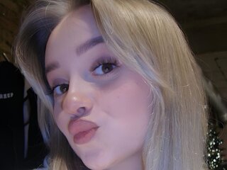 AmmyMoore's Live Nude Chat