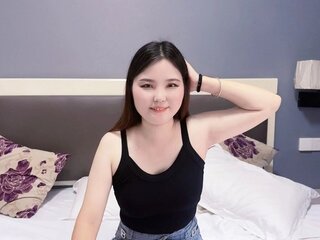 AnniAdela's Live Nude Chat