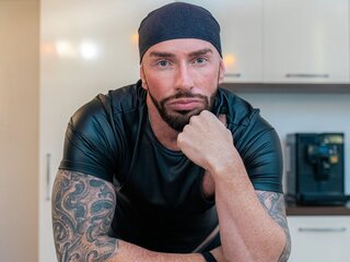 AronGrant's Live Nude Chat