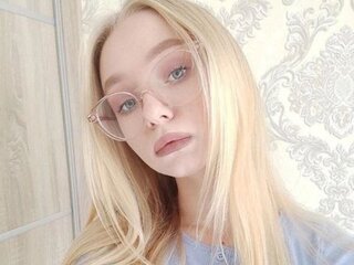 BellaBern's Live Nude Chat