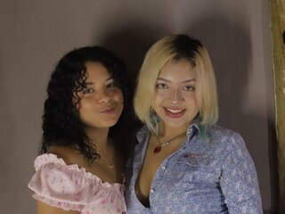 CharlotAndJuliet's Live Nude Chat