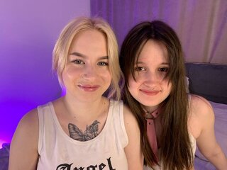 EditAndCwen's Live Nude Chat