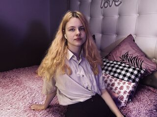 EleanorCain's Live Nude Chat