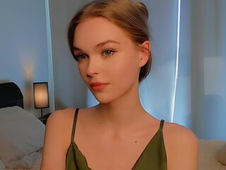 ElvaFrary's Live Nude Chat