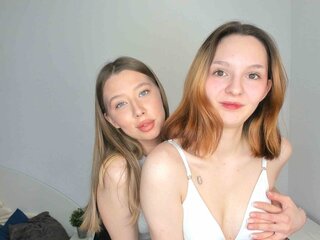 GemmaAndOdelia's Live Nude Chat