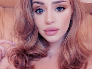 LeilaNoire's Live Nude Chat