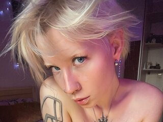 LunaHurt's Live Nude Chat