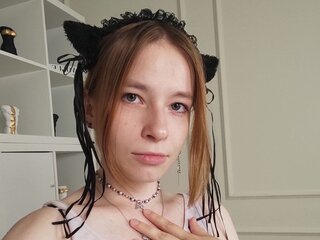 LynetteHeart's Live Nude Chat