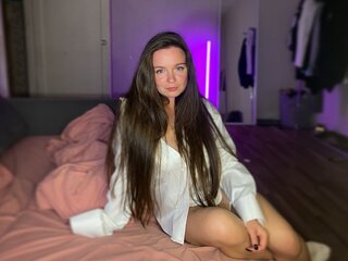 MillsMia's Live Nude Chat