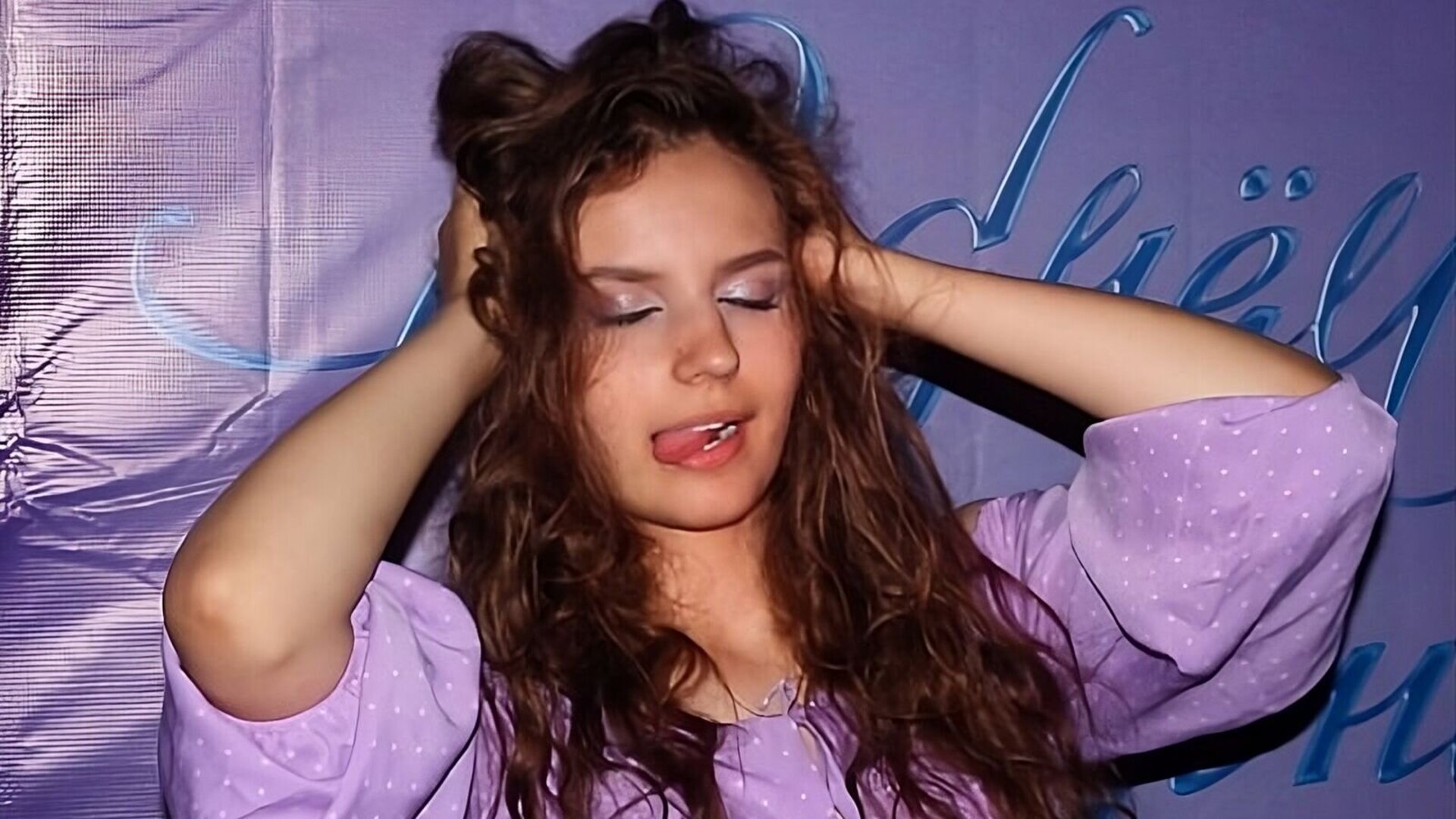 MyrlGiesy's Live Nude Chat