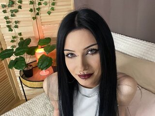 NicoleWest's Live Nude Chat