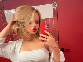 OlisyaCrowds's Live Nude Chat