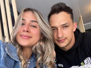 SophieandMaximo's Live Nude Chat