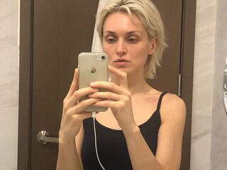 Sweetadrianahot's Live Nude Chat