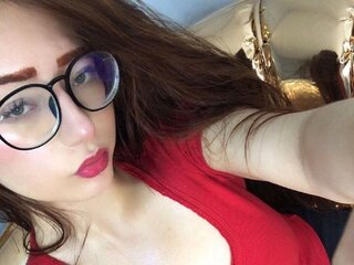 TrixiRoy's Live Nude Chat