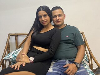 YurAndEddy's Live Nude Chat